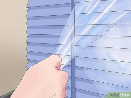 Изображение с названием Clean a Venetian Blind Step 27