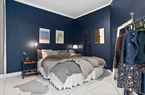 Спальня в стиле лофт синего цвета