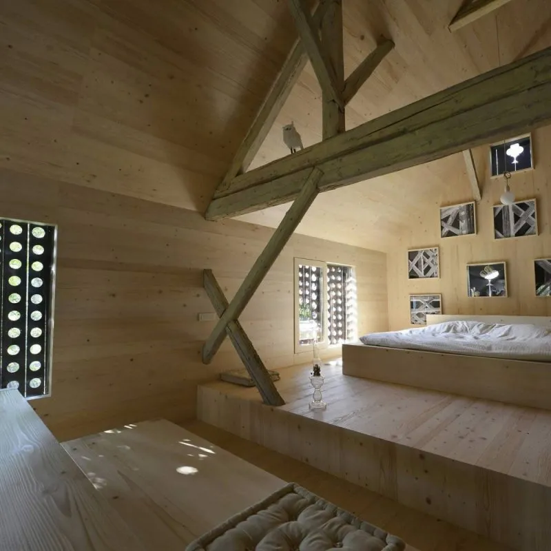 Дом студия из дерева