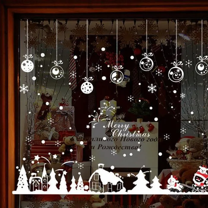 Идеи оформления окна с помощью трафаретов на новый год, пример 6