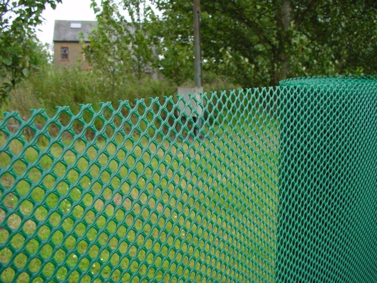 Заборная решетка пластиковая 2х30 м