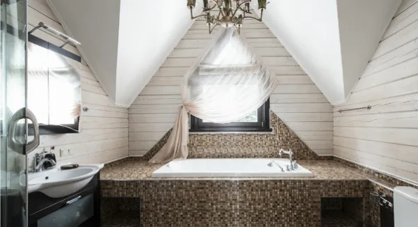 интерьер ванной в деревянном доме