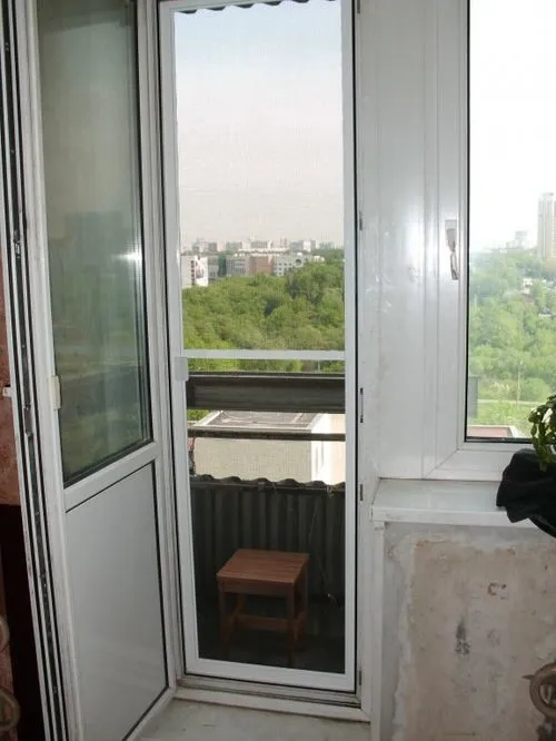 как установить москитную сетку на балконную дверь самостоятельно видео