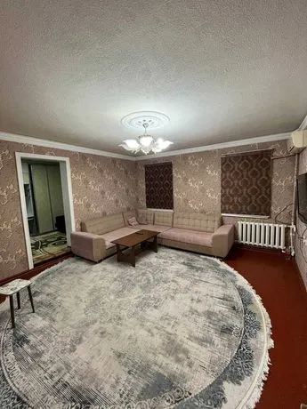 (К117922) Продается 3-х комнатная квартира в Алмазарском районе.